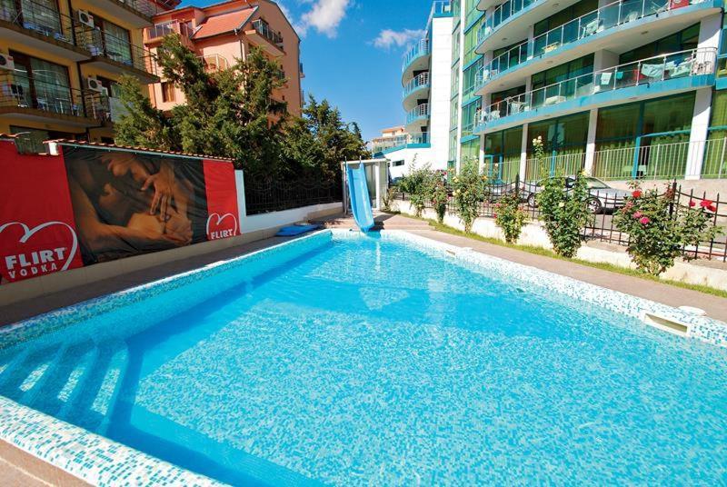 Diamond Hotel Приморско Экстерьер фото
